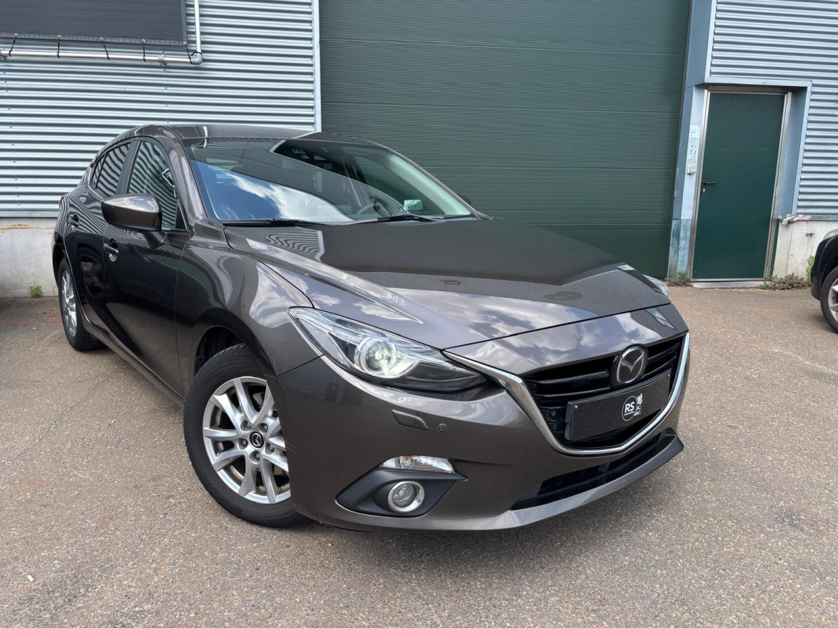 Mazda 3 2.2D/Euro6b/Full Optie/Btw Wagen/Gekeurd